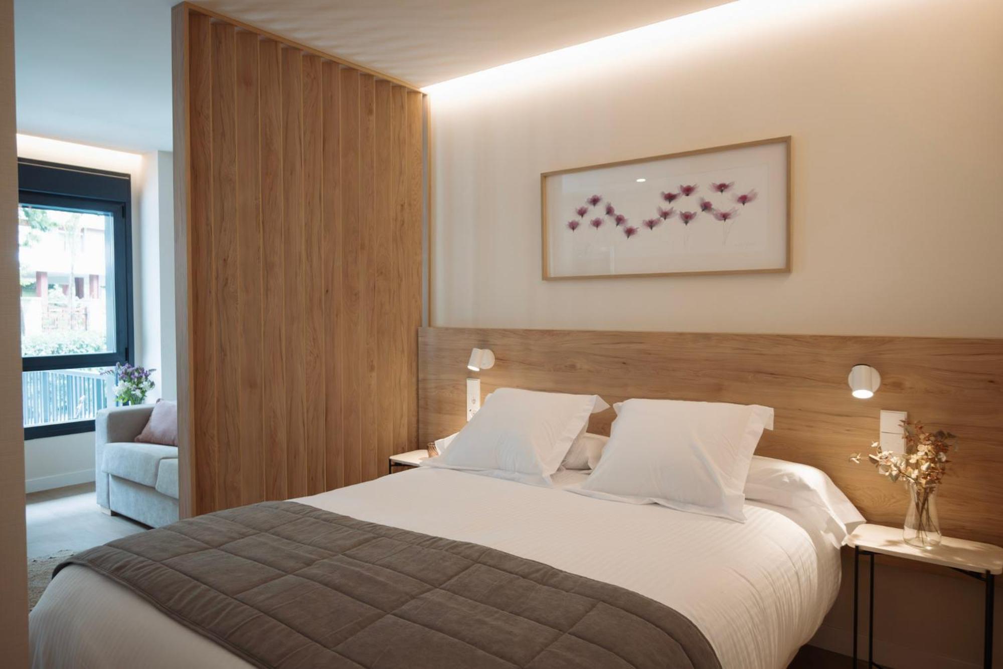 Apartamentos Joaquin Costa Santander Exterior foto