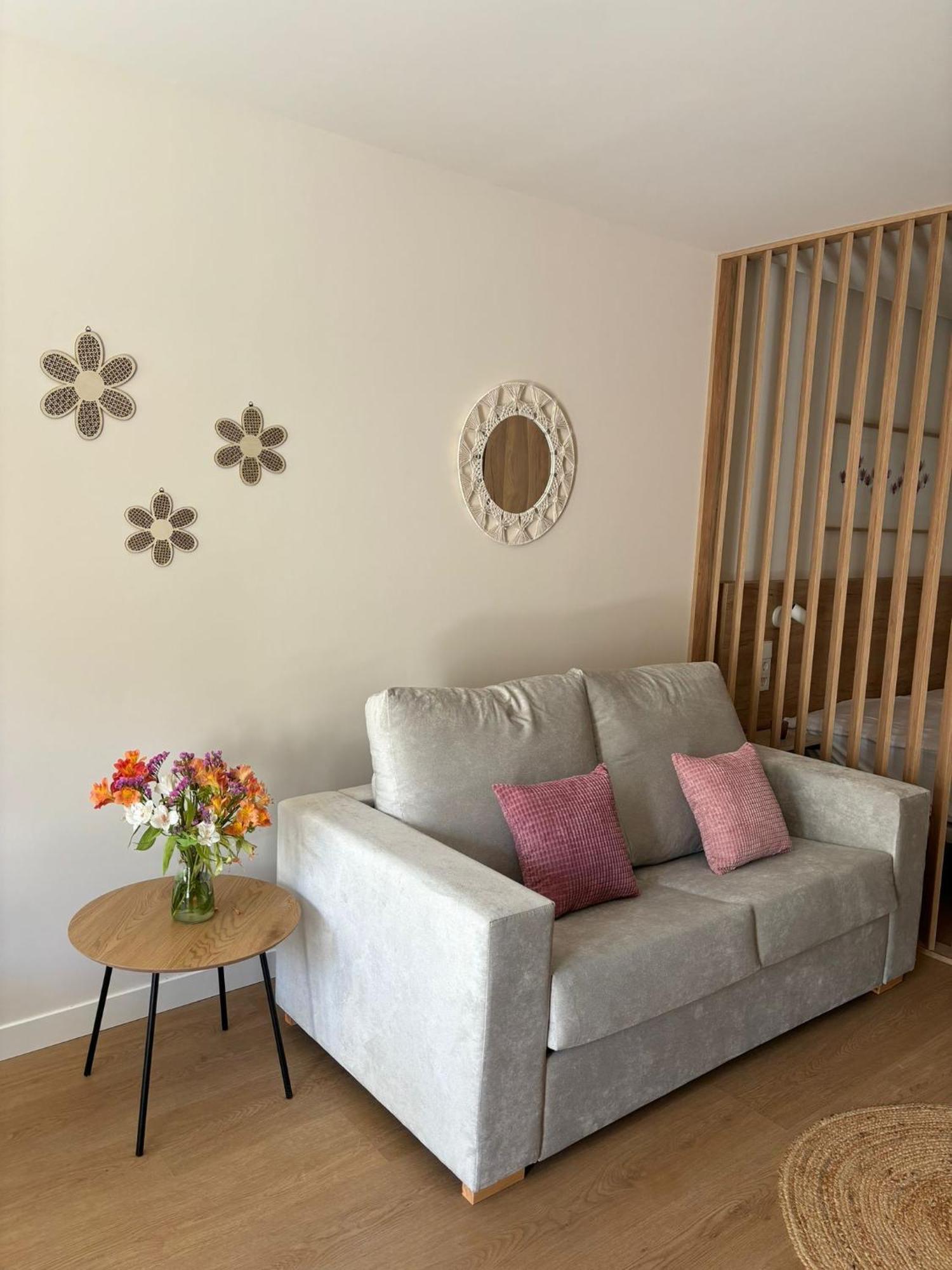 Apartamentos Joaquin Costa Santander Exterior foto